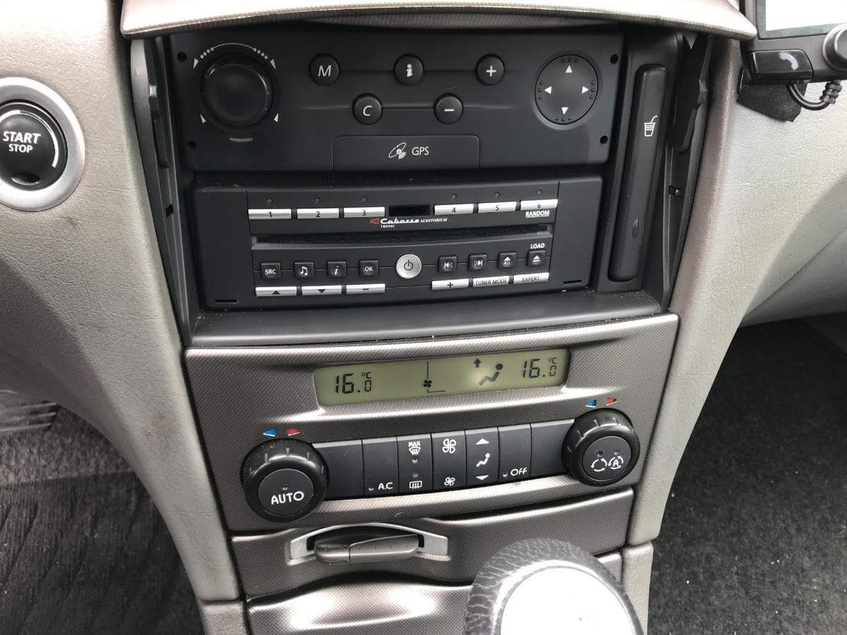 Renault Laguna 2.2 Dci · Caixa Automática — image 26