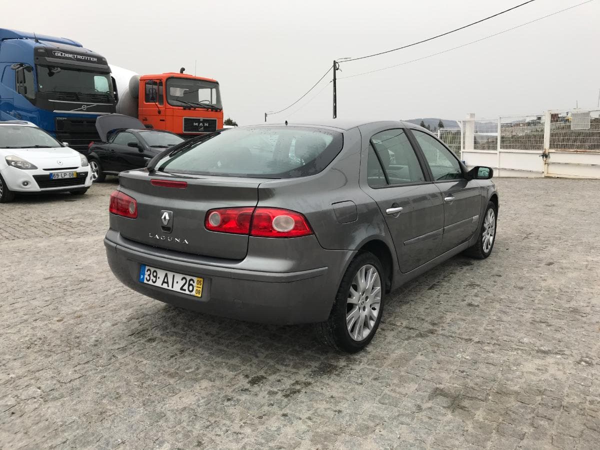 Renault Laguna 1.9 DCI · Ano 2005 — imagem 6