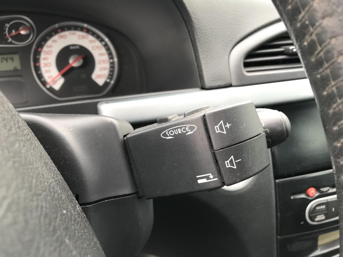Renault Laguna 1.9 DCI · Ano 2005 — imagem 14
