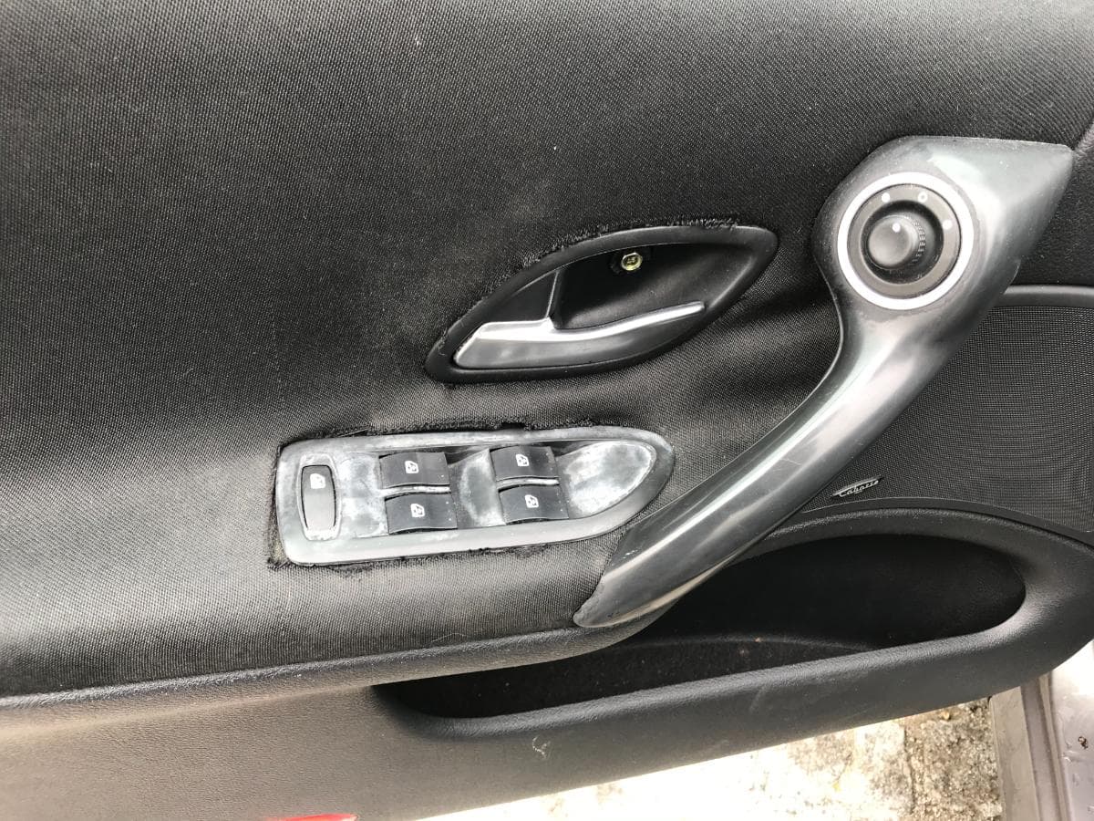 Renault Laguna 1.9 DCI · Ano 2005 — imagem 19