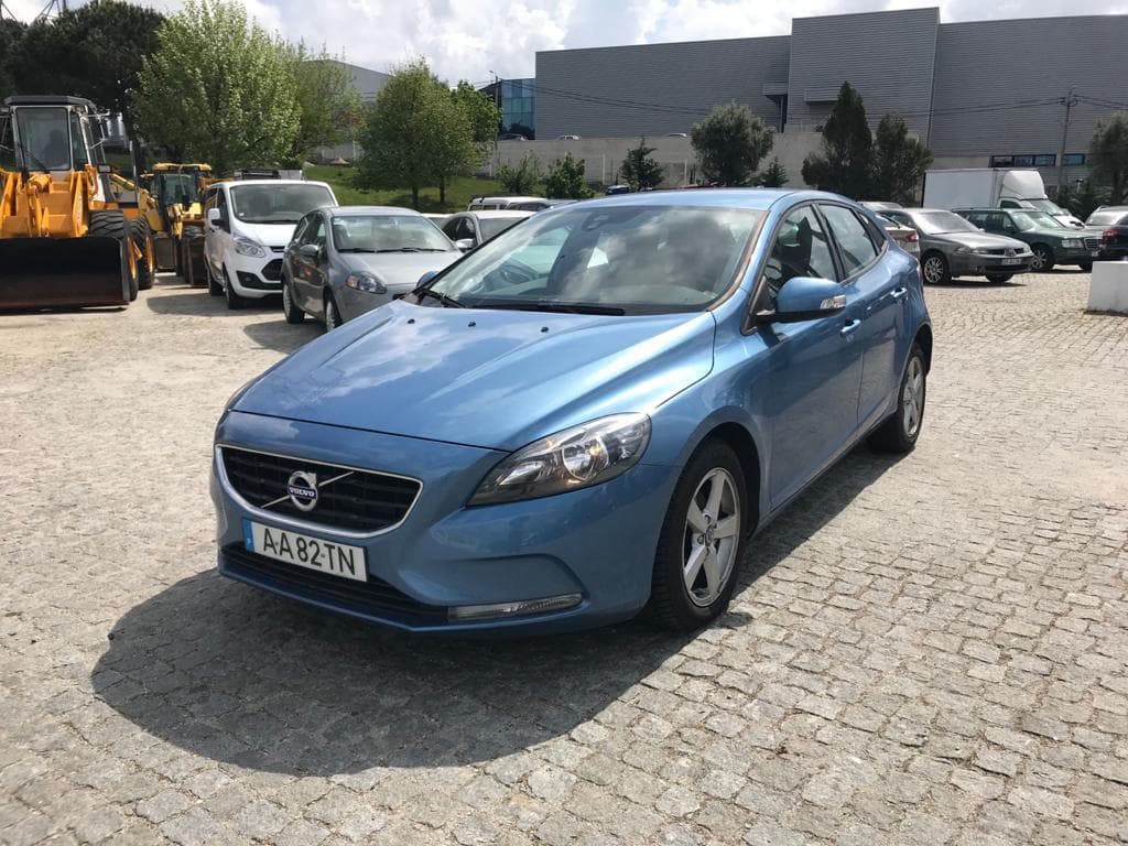 Volvo V40 · Ano 2015 — imagen 3