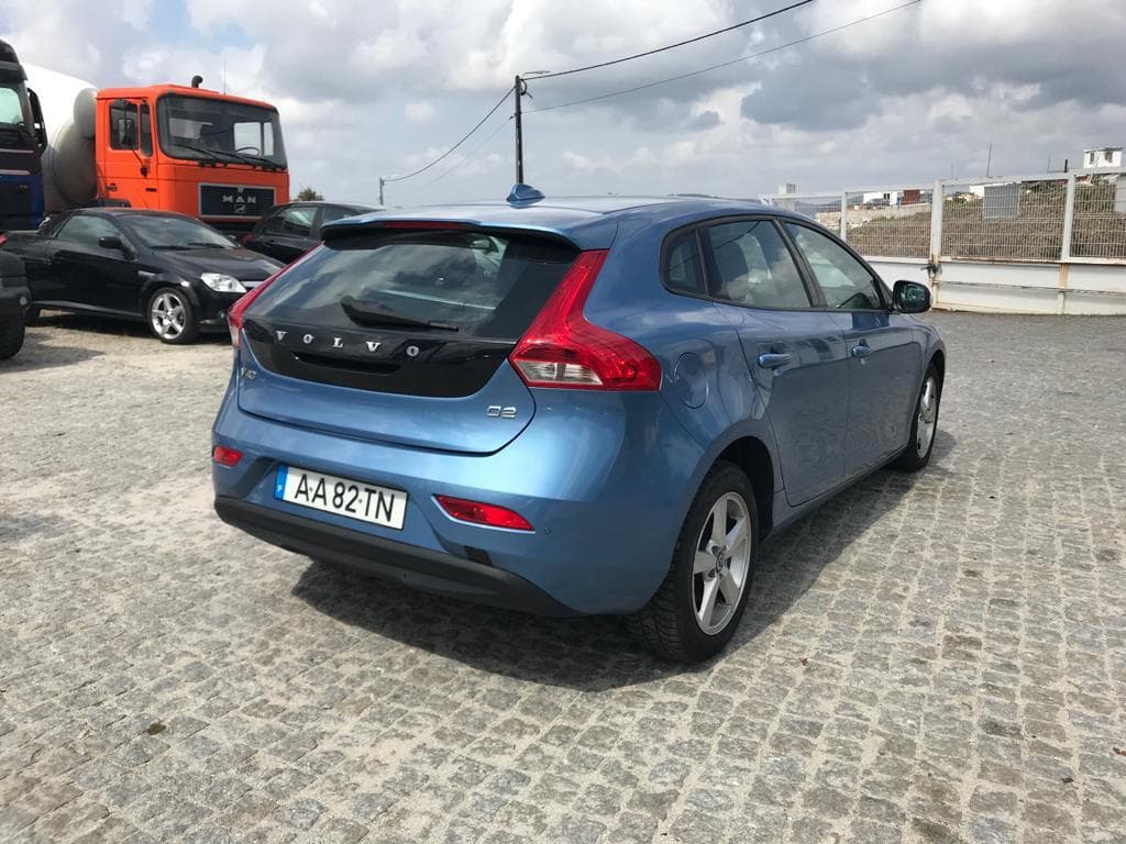 Volvo V40 · Ano 2015 — imagen 6