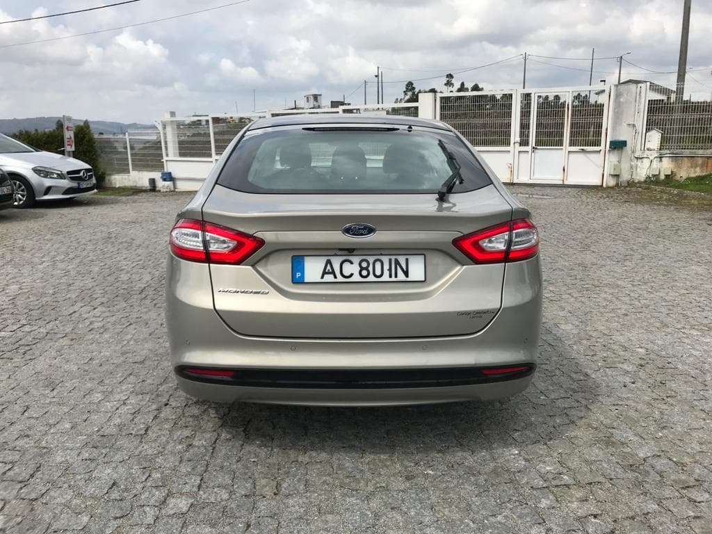 Ford Mondeo · Ano 2015 — image 5