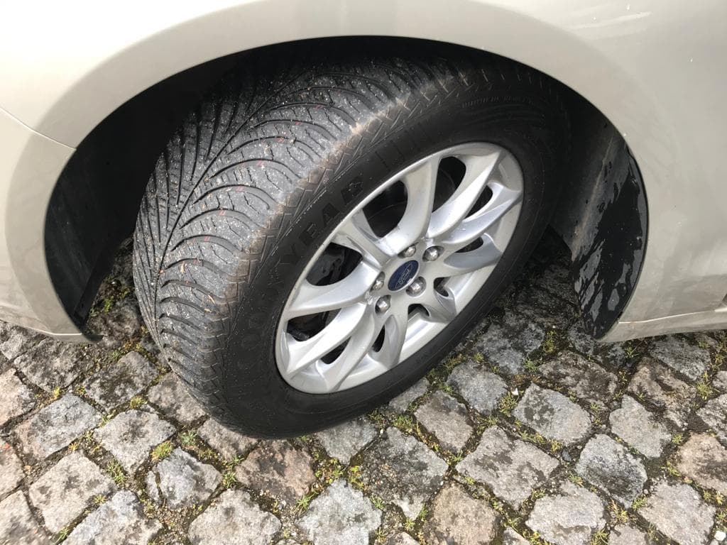 Ford Mondeo · Ano 2015 — image 10
