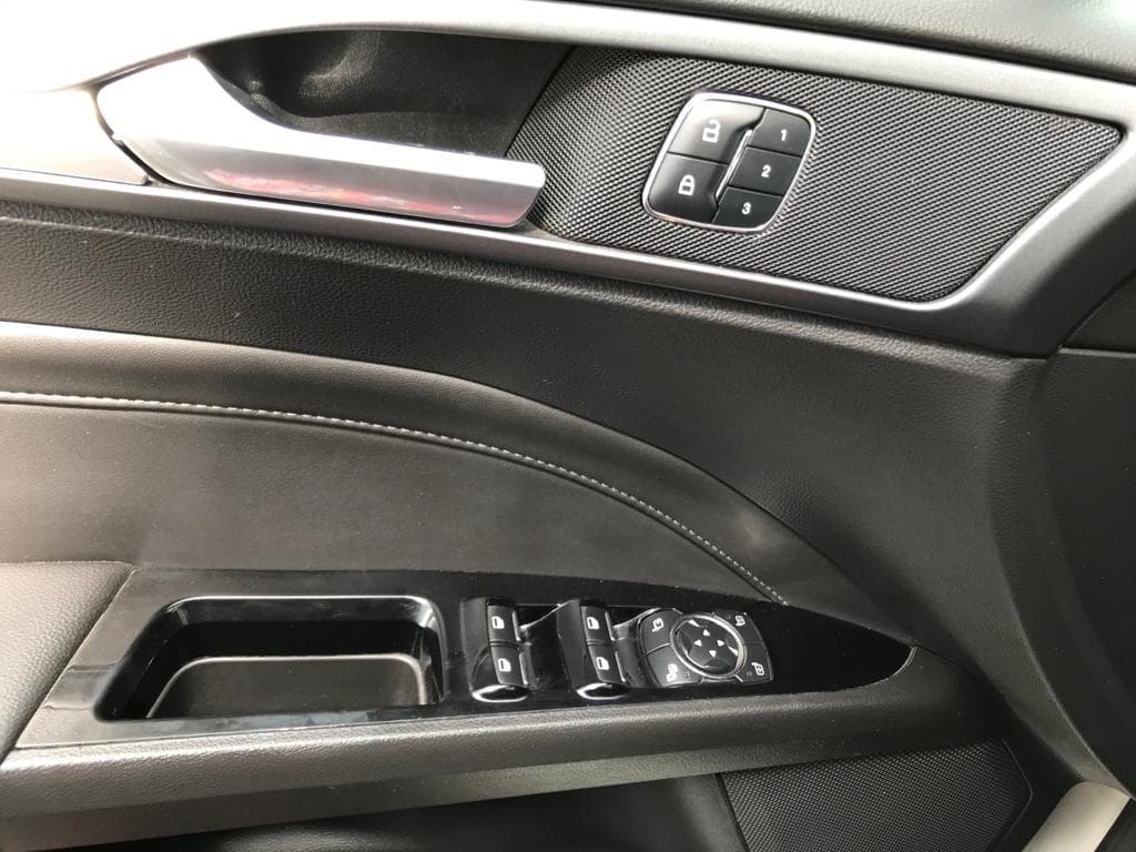 Ford Mondeo · Ano 2015 — image 18