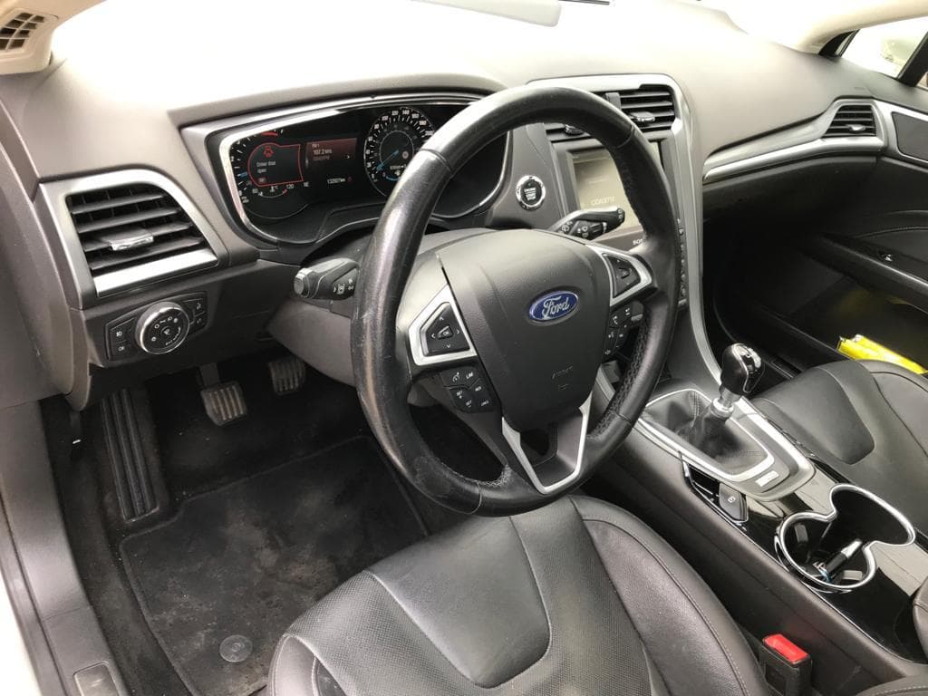 Ford Mondeo · Ano 2015 — image 19