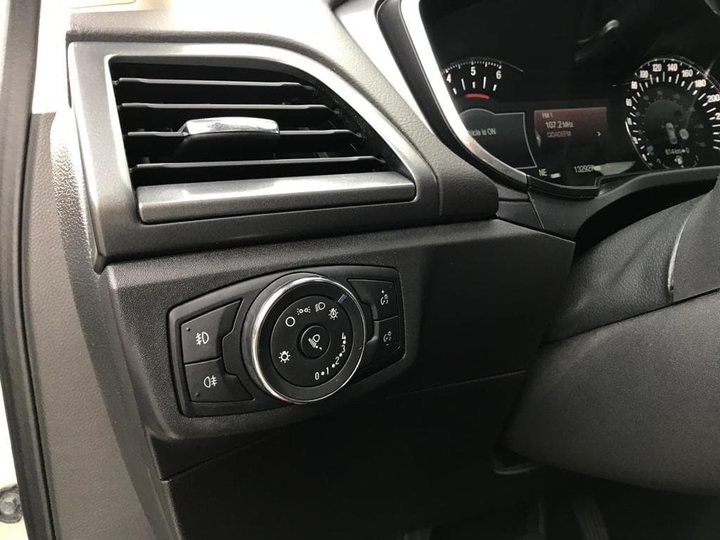 Ford Mondeo · Ano 2015 — image 29