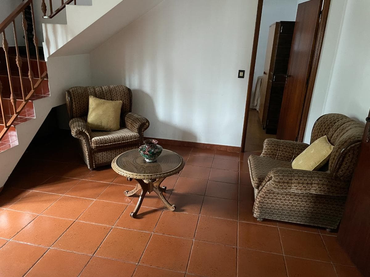 Furniture and Decoration — image 2