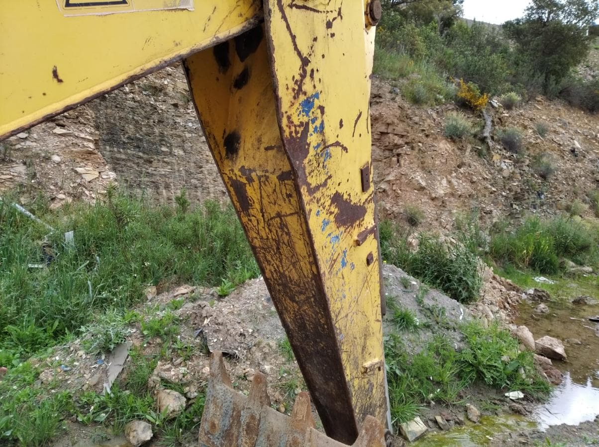 Retroescavadora Komatsu WB 93 — imagen 15