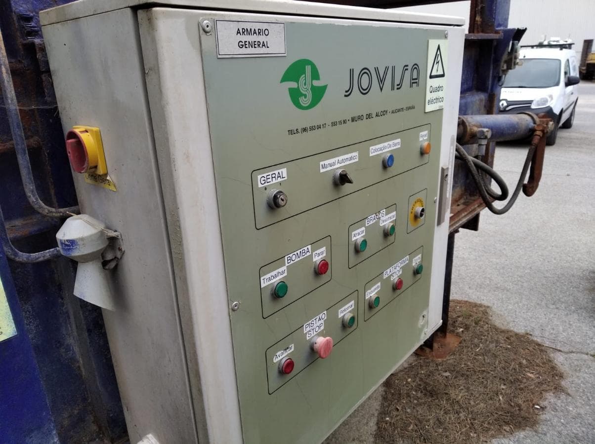 Estação de compatação de resíduos — imagen 4