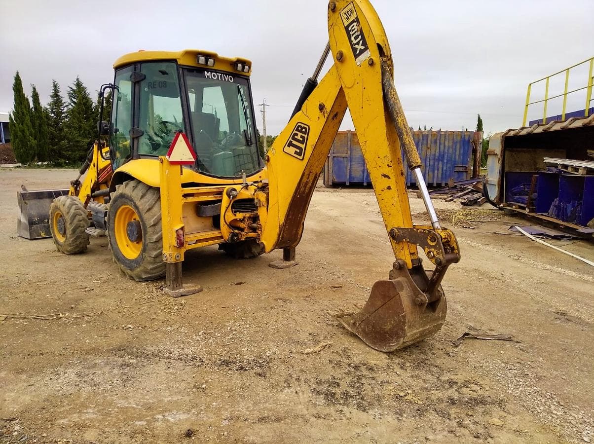 Retroescavadora JCB 3CX-4T — imagen 3