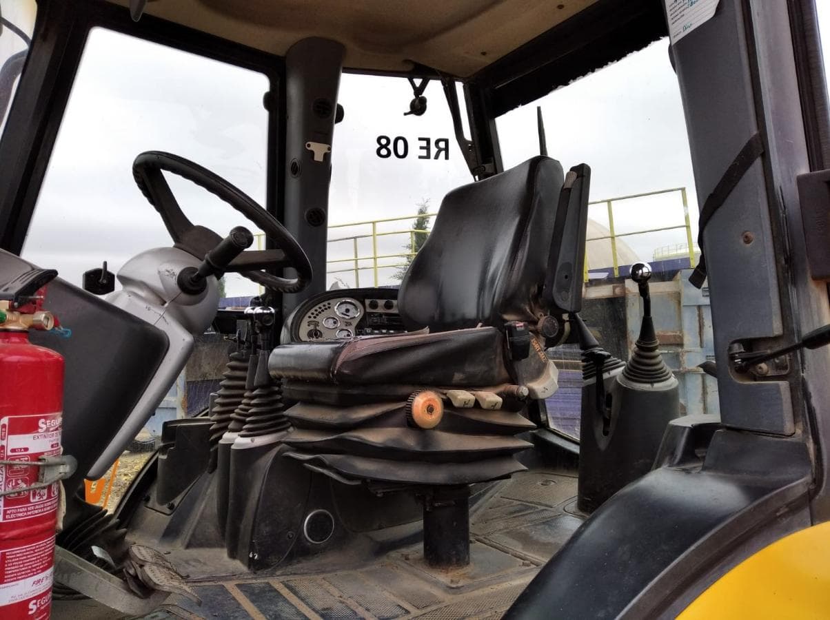 Retroescavadora JCB 3CX-4T — imagen 15