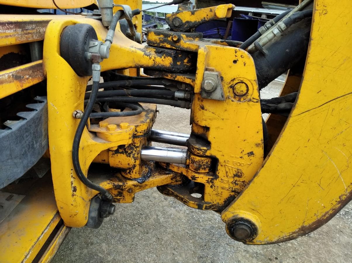 Retroescavadora JCB 3CX-4T — imagen 10