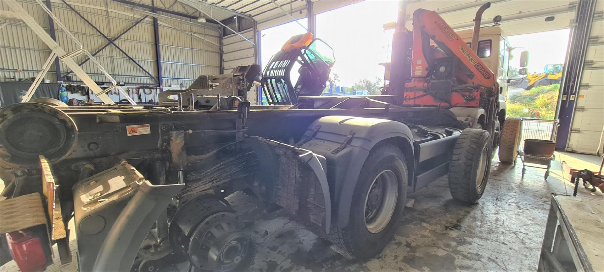 MAN TGA 35.360 com Grua e Amplirrol — imagen 6
