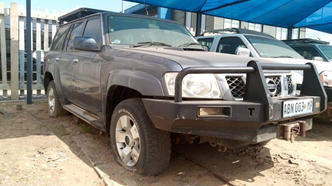 Nissan Patrol · — imagem 6