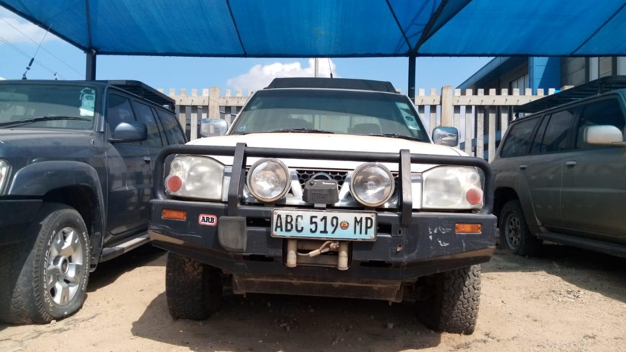 Nissan Hardbody · — image 2
