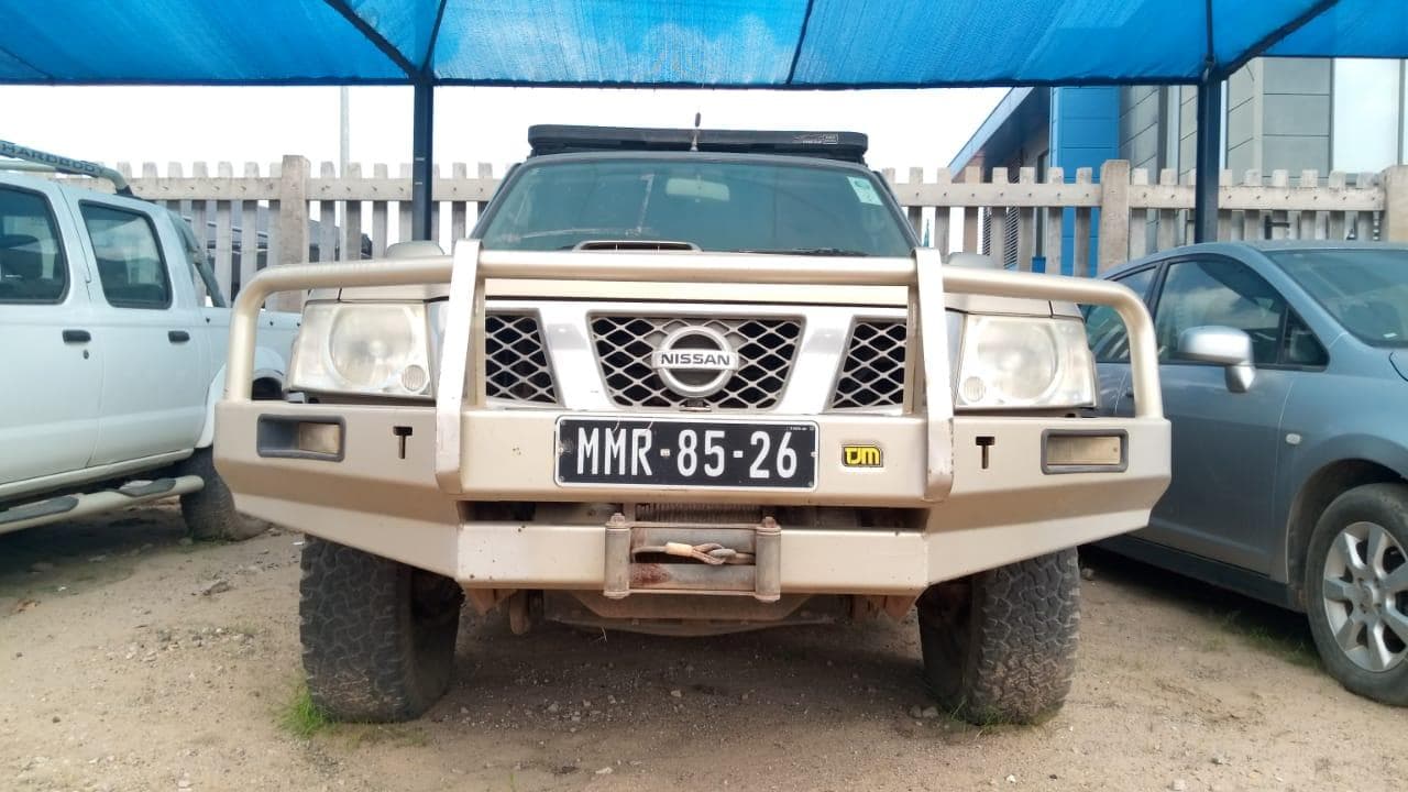 Nissan Patrol  · — image 2