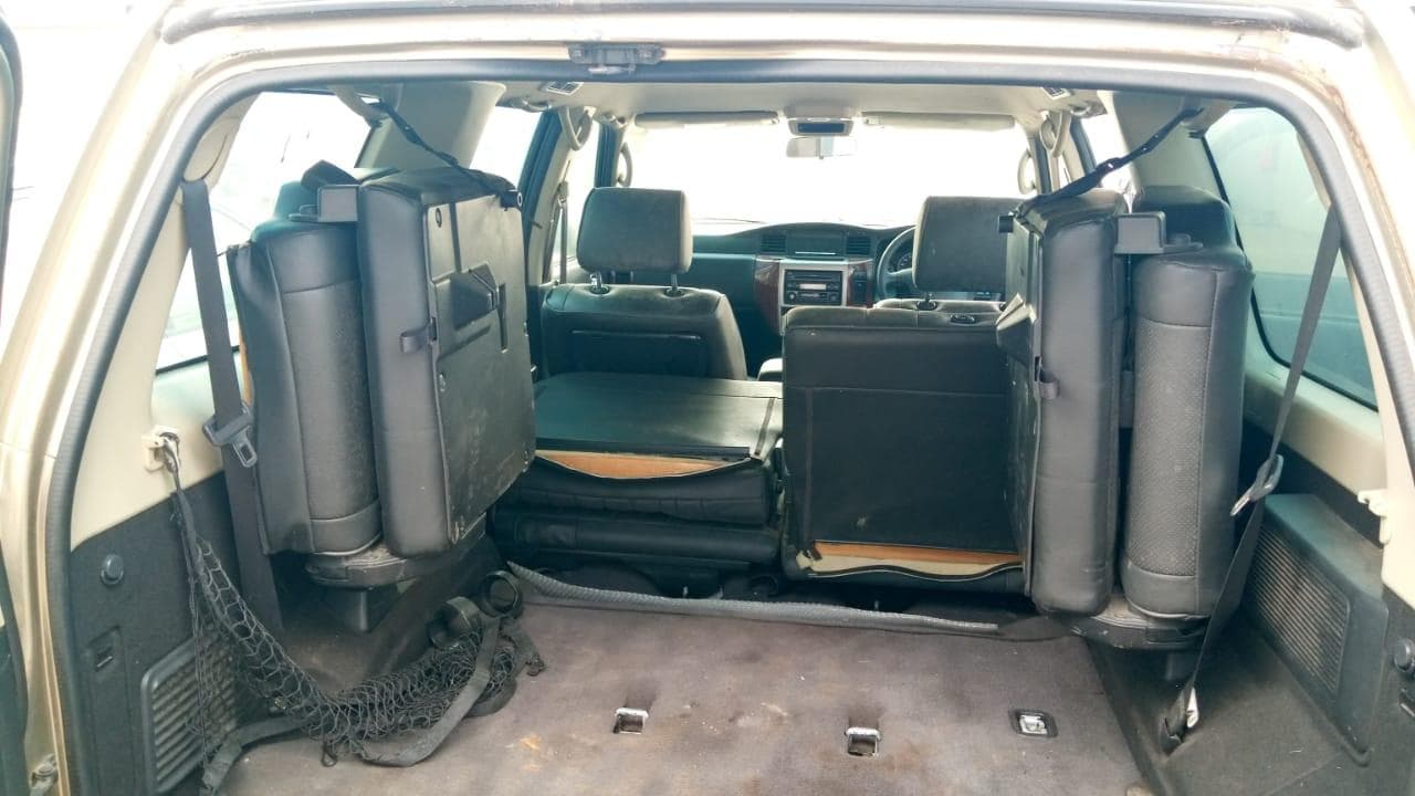 Nissan Patrol  · — image 8