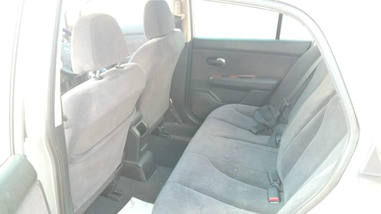 Nissan Tida · — image 6