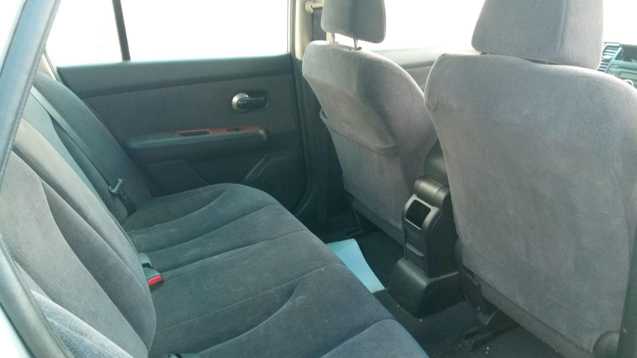 Nissan Tida · — image 8