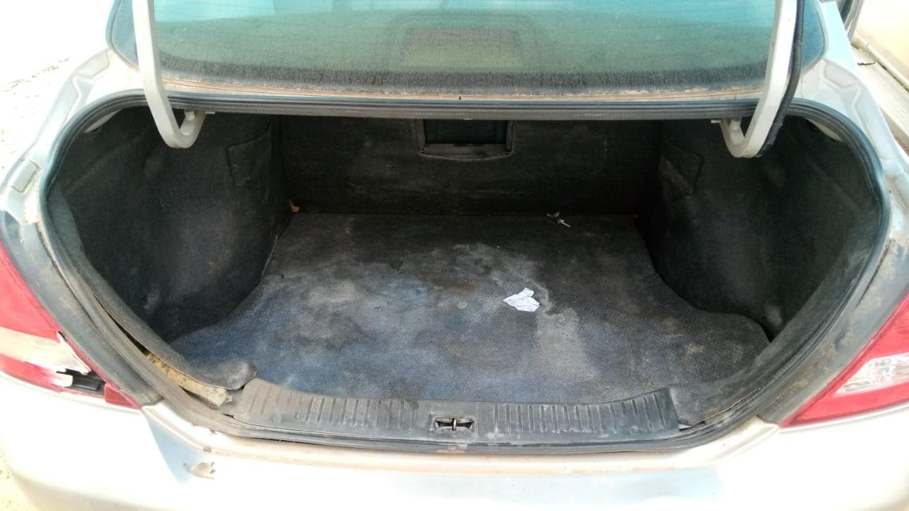 Nissan Tida · — image 10