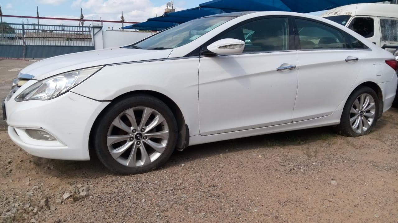 Hyundai  Sonata   · — imagem 6
