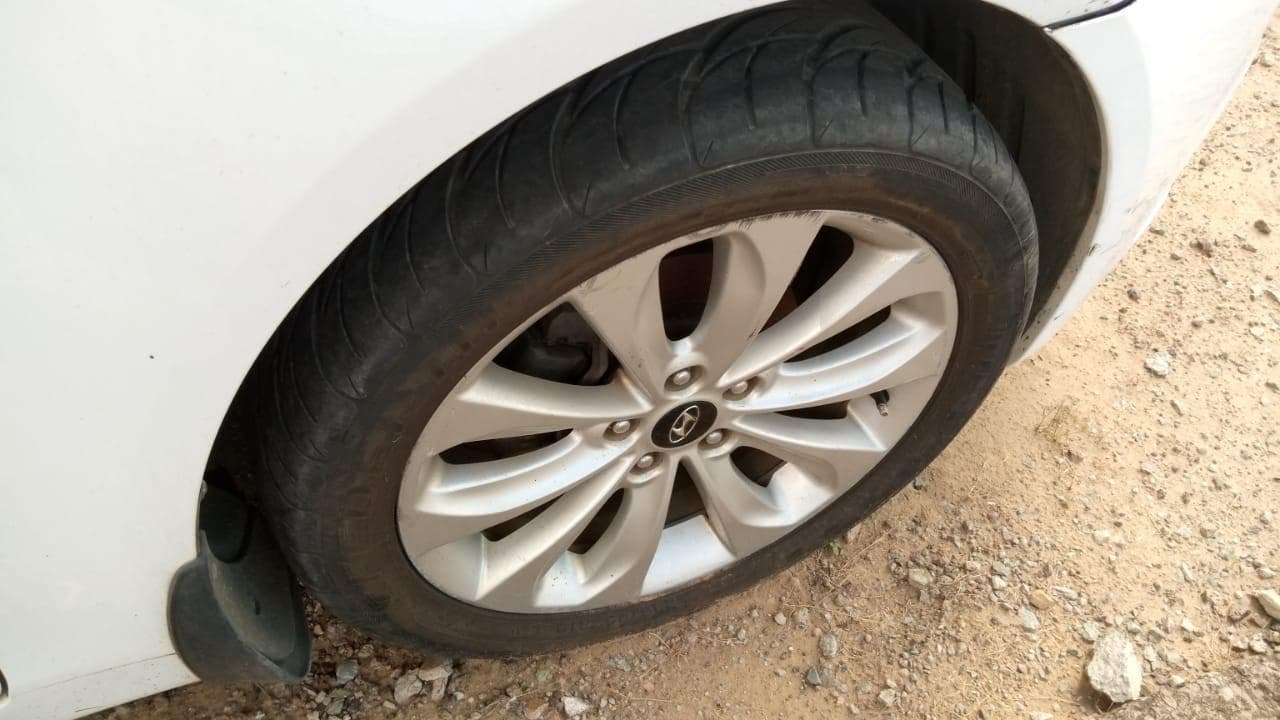 Hyundai  Sonata   · — imagem 12