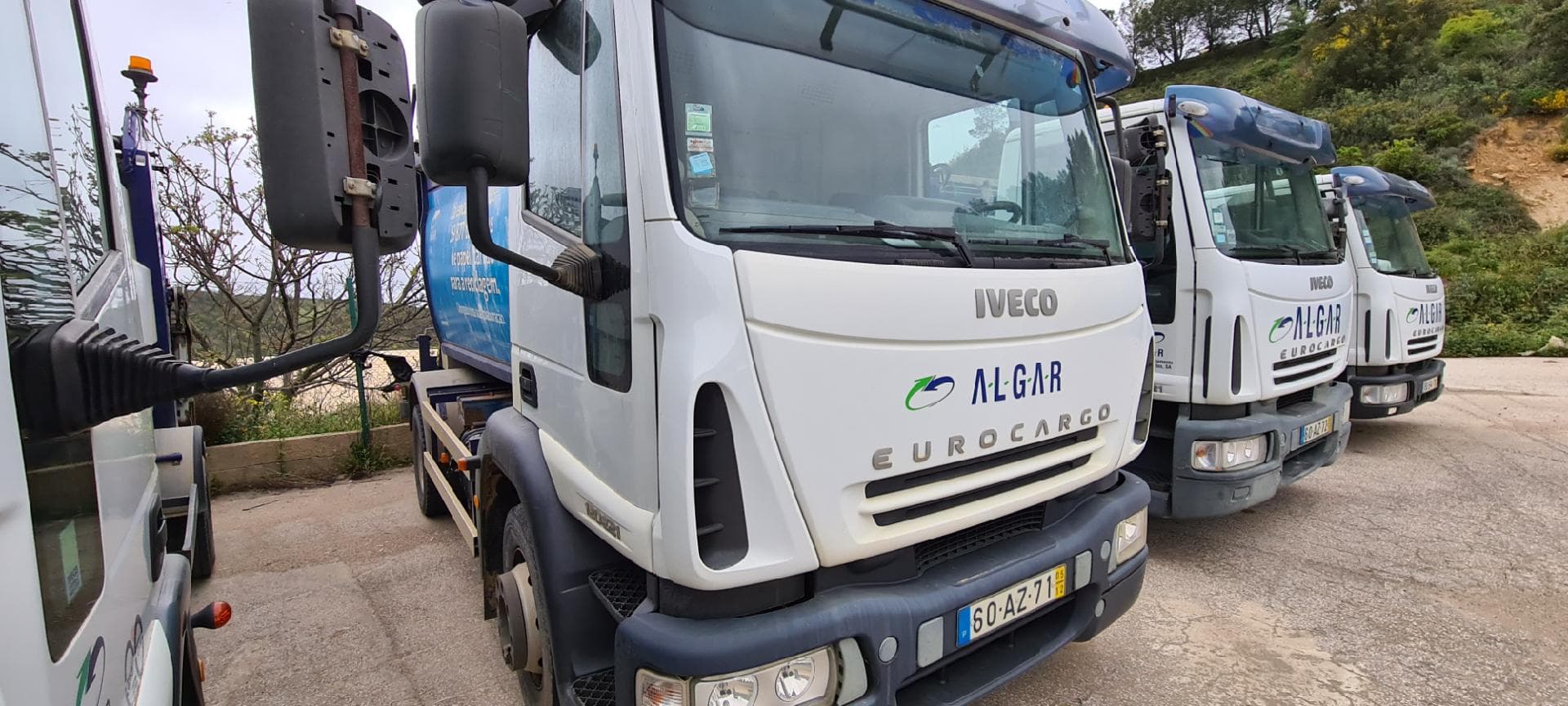 Iveco Eurocargo ML120 com Contentor Basculante 6/9 · Loulé — image 2
