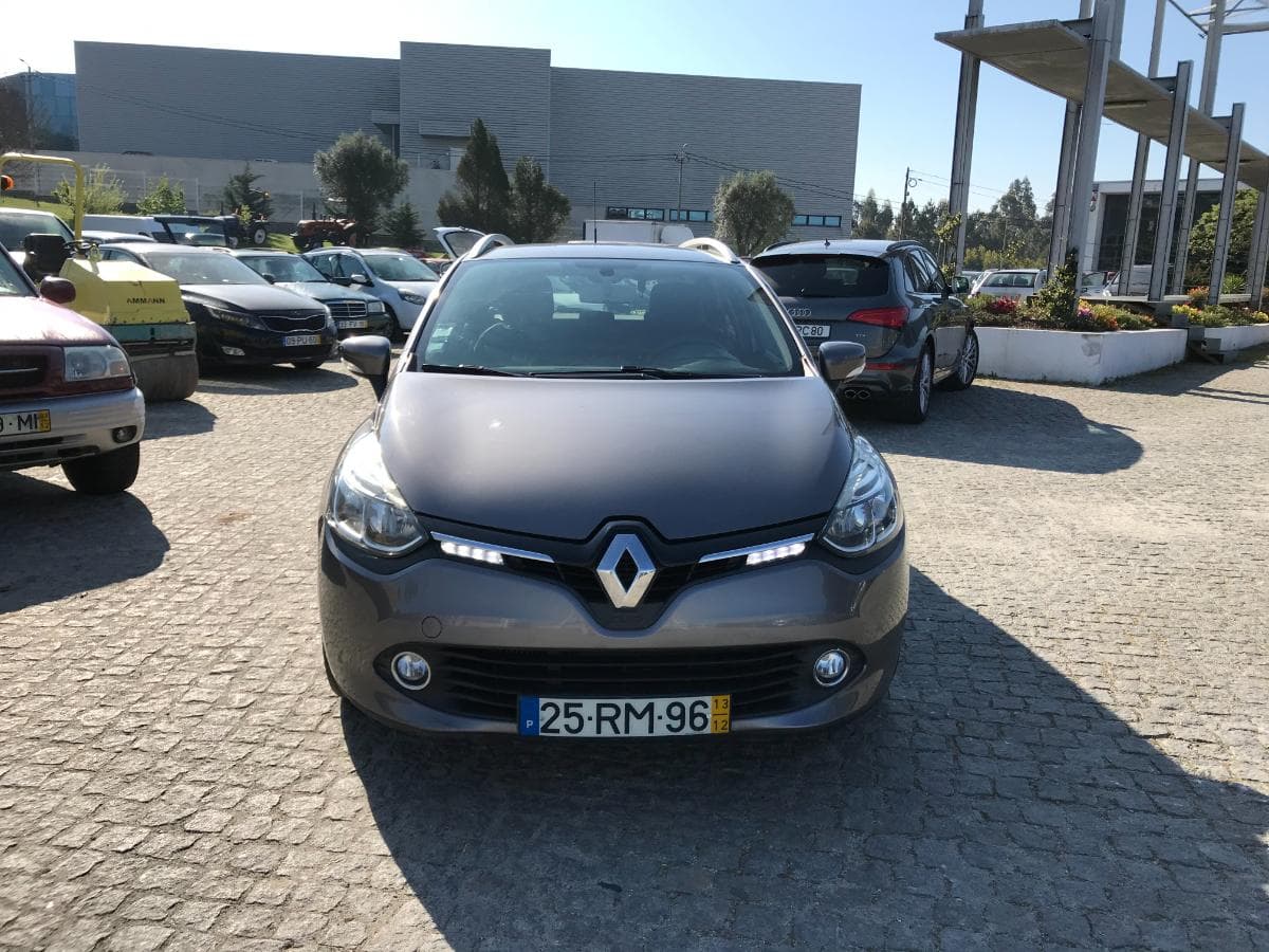 Renault Clio 1.5 DCI · Ano 2013 — image 2