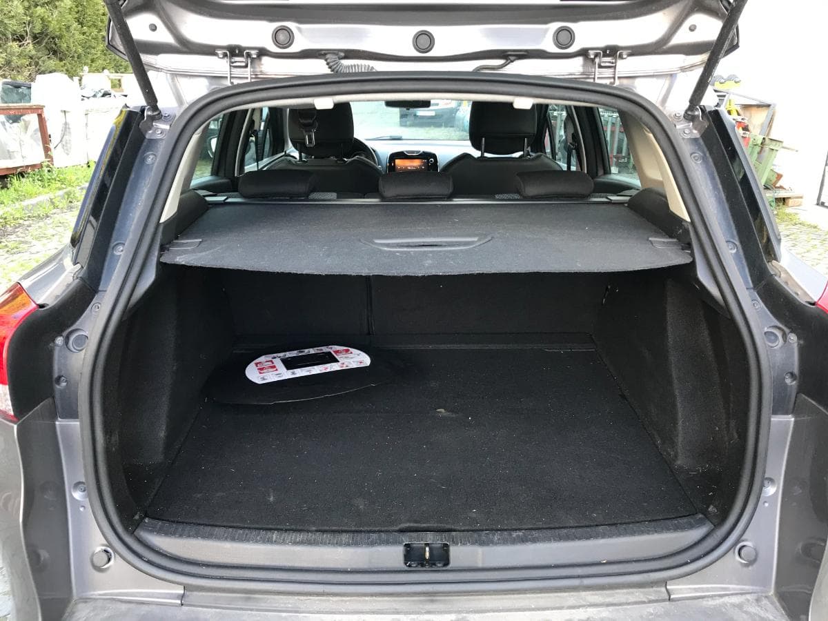 Renault Clio 1.5 DCI · Ano 2013 — image 8
