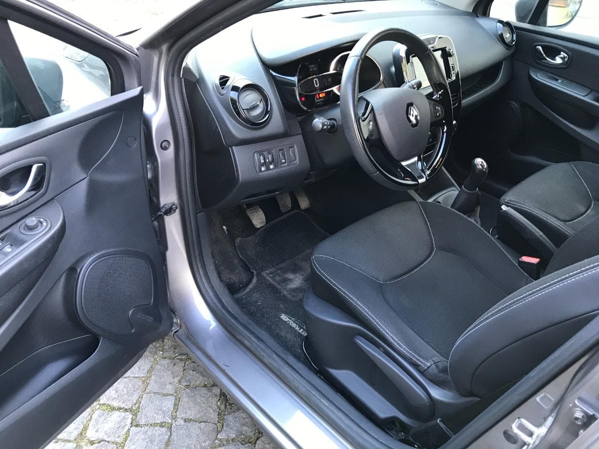Renault Clio 1.5 DCI · Ano 2013 — image 15
