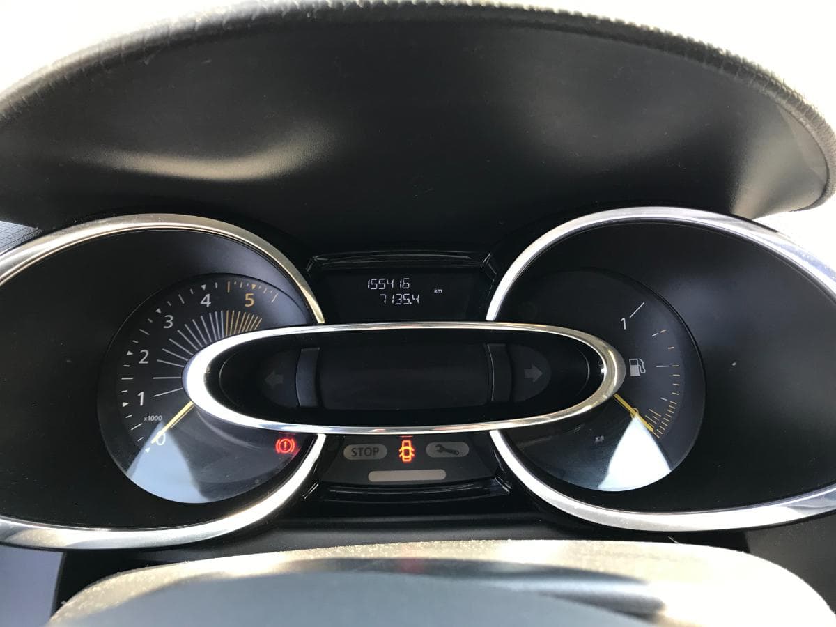 Renault Clio 1.5 DCI · Ano 2013 — image 26