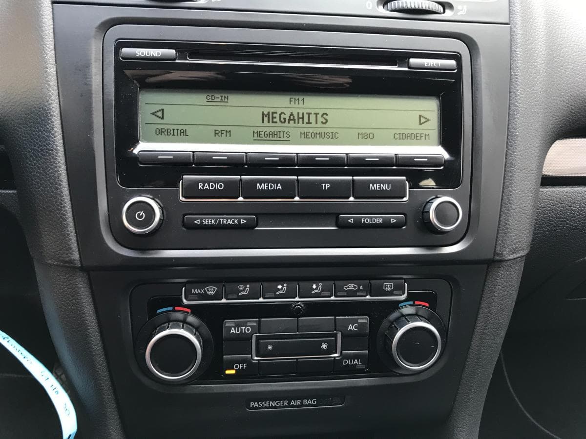 Volkswagen Golf 2.0 TDI · Ano 2008 — image 27