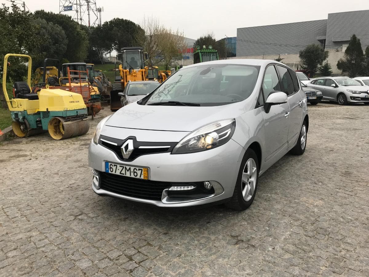 Renault Scénic · Ano 2015 — imagem 3