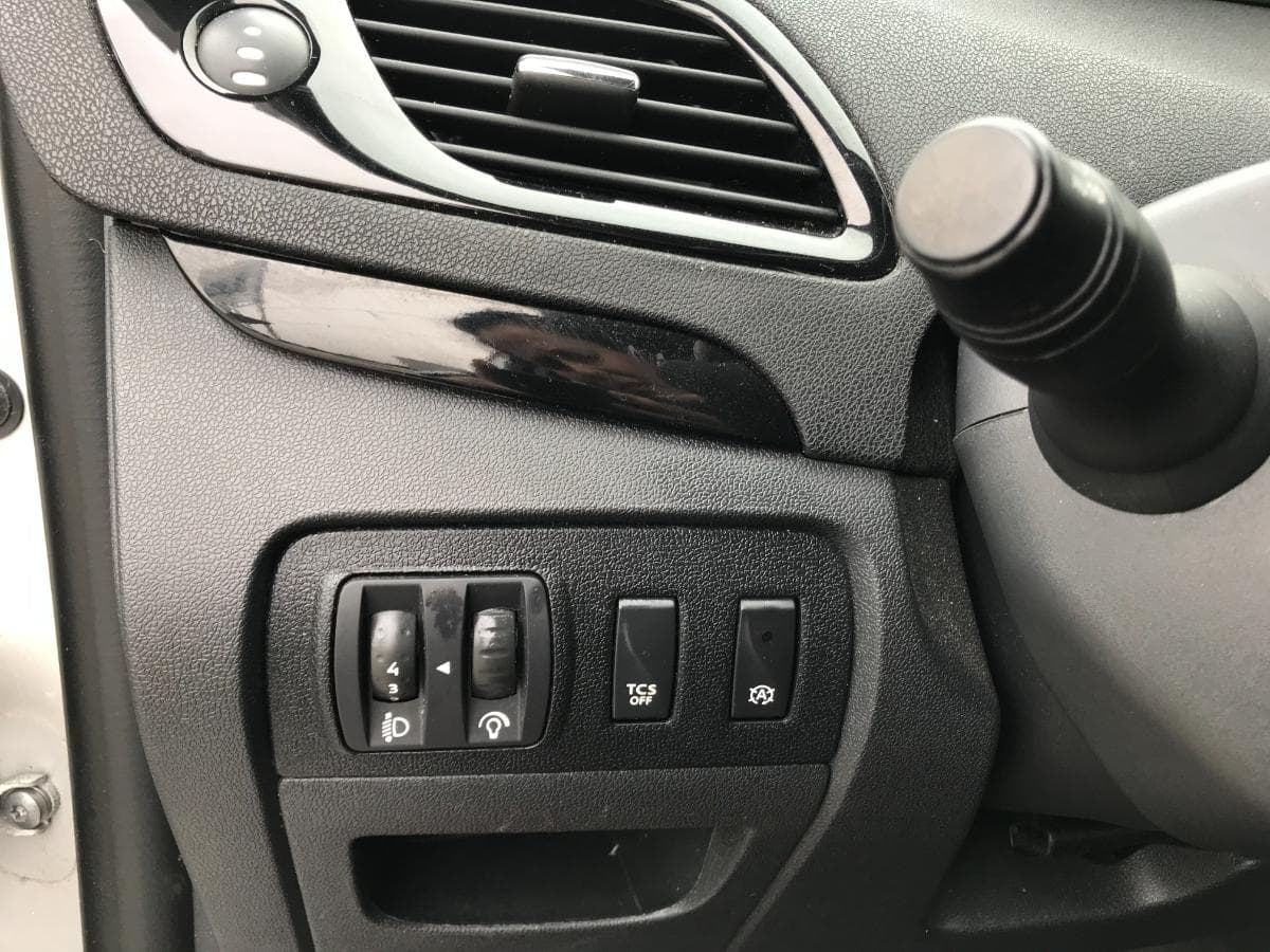 Renault Scénic · Ano 2015 — imagem 28