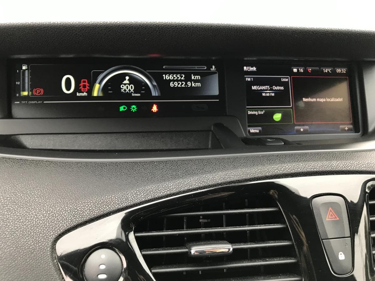 Renault Scénic · Ano 2015 — imagem 30