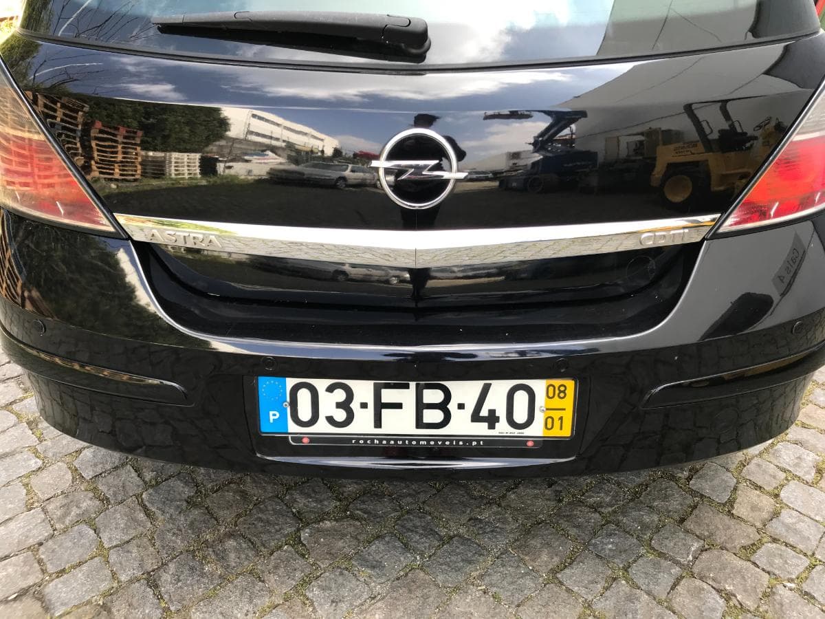 Opel Astra 1.3 CDTI · Ano 2008 — image 7