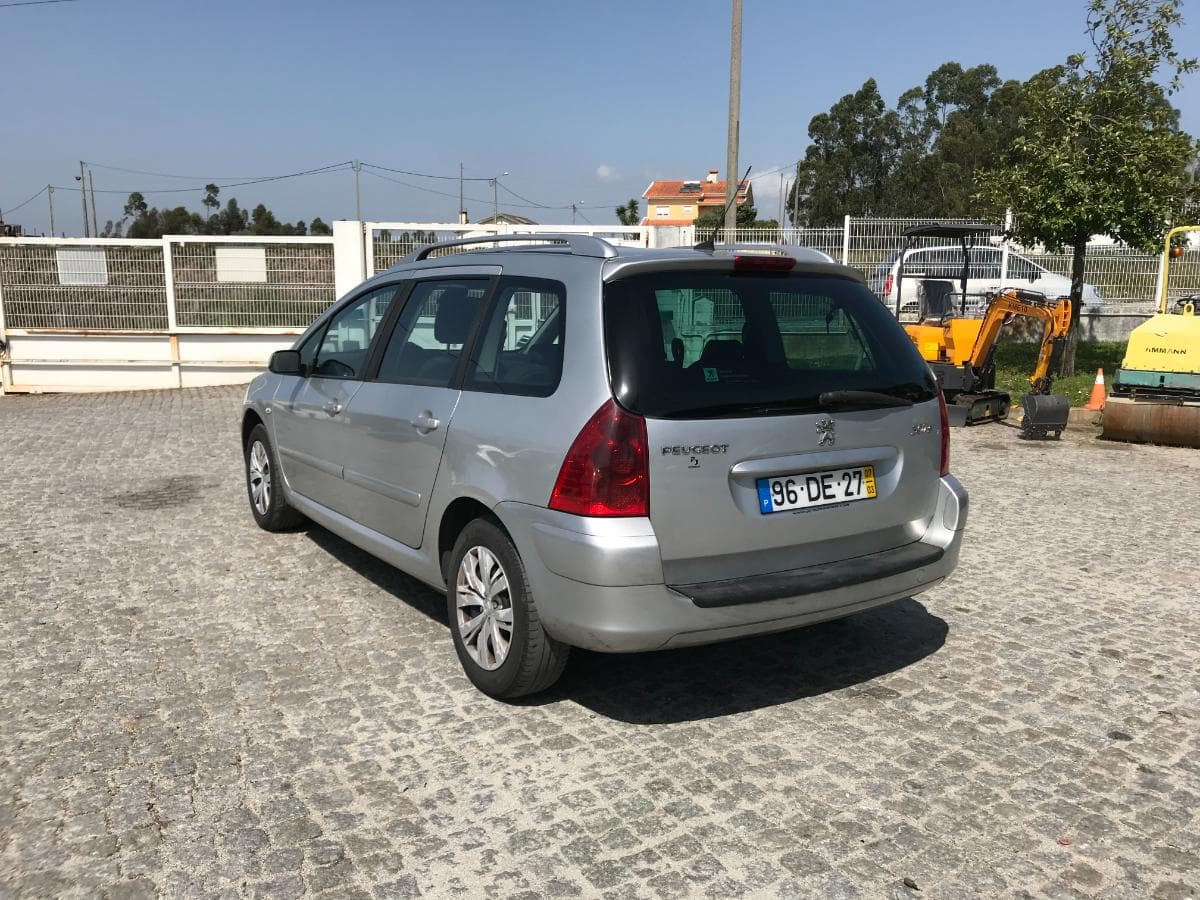 Peugeot 307 SW 1.6 HDI · Ano 2007 — imagem 4
