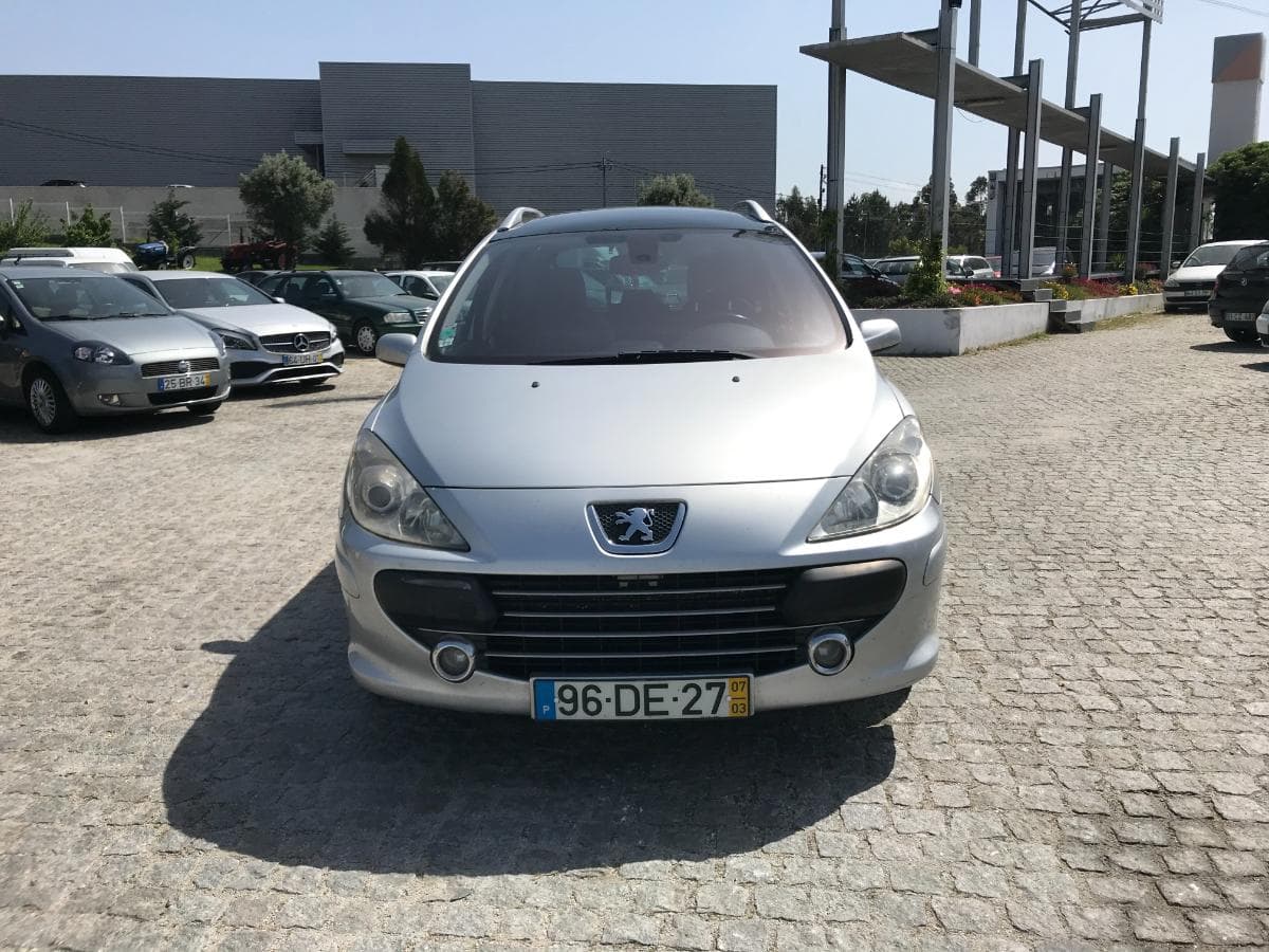 Peugeot 307 SW 1.6 HDI · Ano 2007 — imagem 2