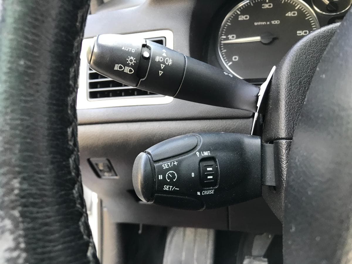 Peugeot 307 SW 1.6 HDI · Ano 2007 — imagem 25