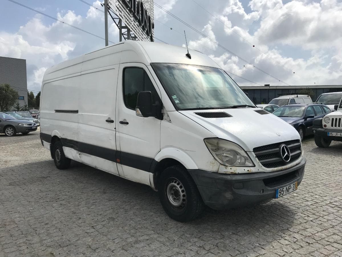 Mercedes-Benz Sprinter 316 CDI · Ano 2013 — imagem 1