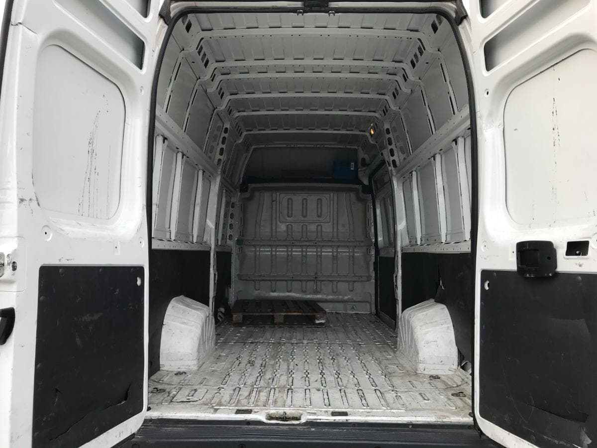 Peugeot Boxer 2.0 HDI · Ano 2017 — image 8