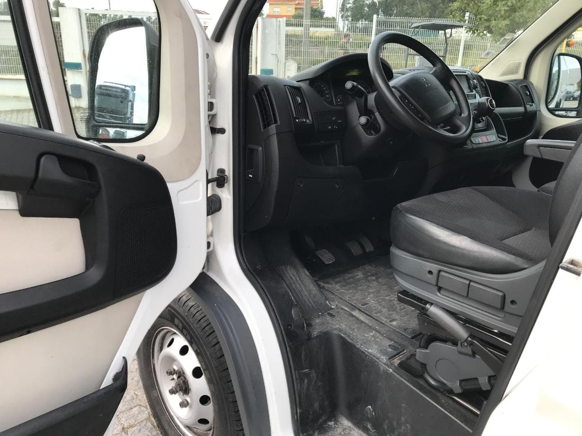 Peugeot Boxer 2.0 HDI · Ano 2017 — image 14