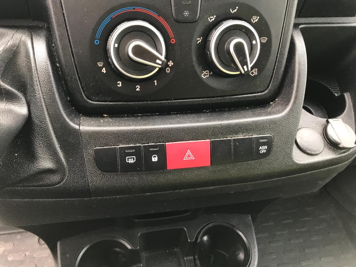 Peugeot Boxer 2.0 HDI · Ano 2017 — image 23