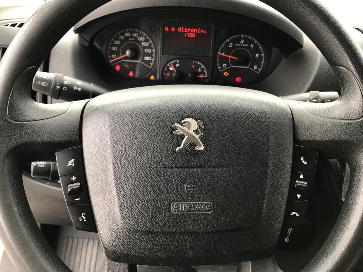 Peugeot Boxer 2.0 HDI · Ano 2017 — image 26
