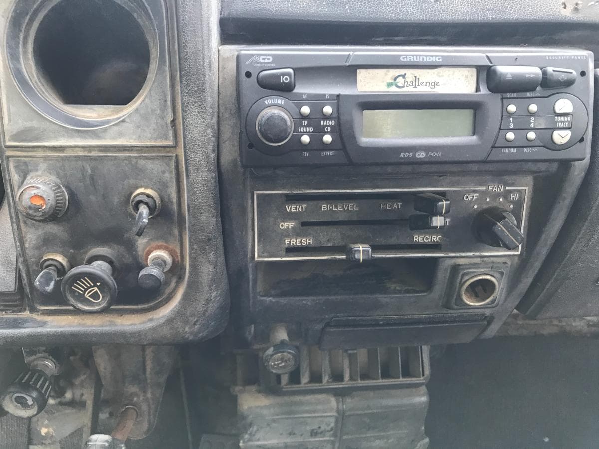 Pronto-Socorro Mitsubishi Canter FE 110 · Ano 1983 — image 15
