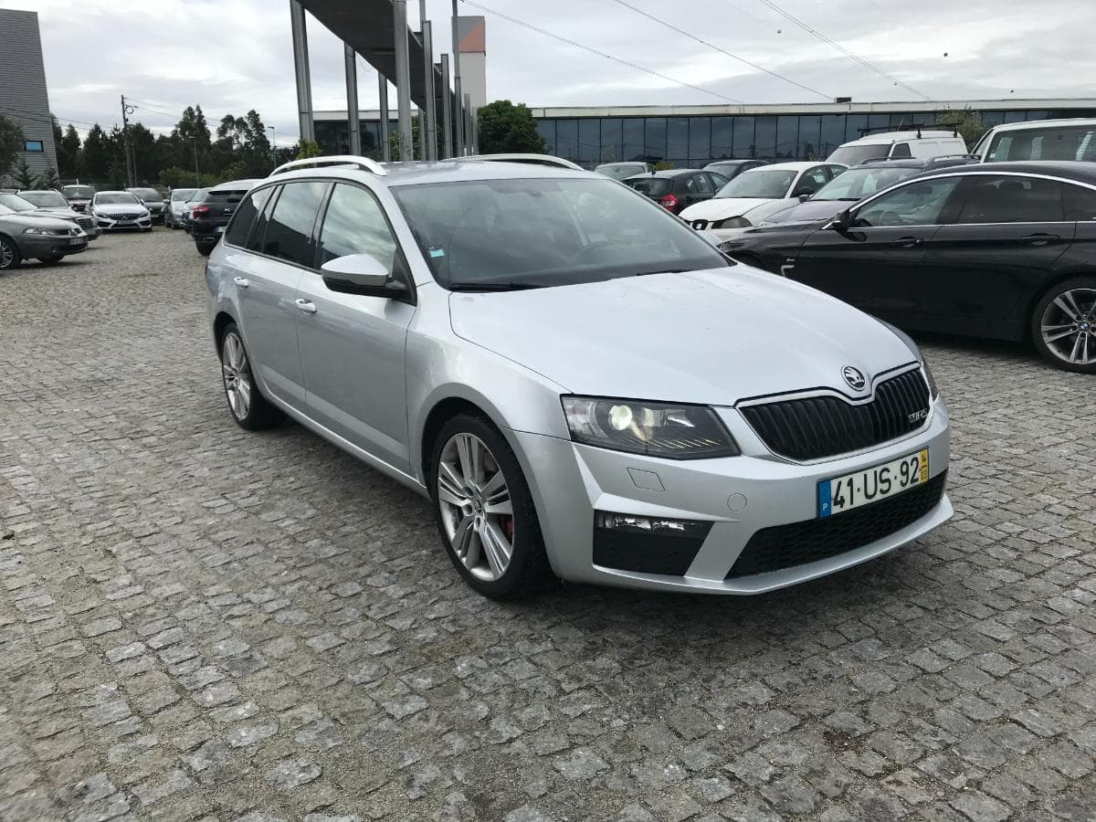 Skoda Octavia 2.0 TDI · Ano 2014 — imagem 1