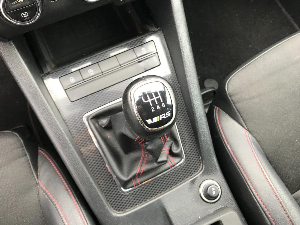 Skoda Octavia 2.0 TDI · Ano 2014 — imagem 24