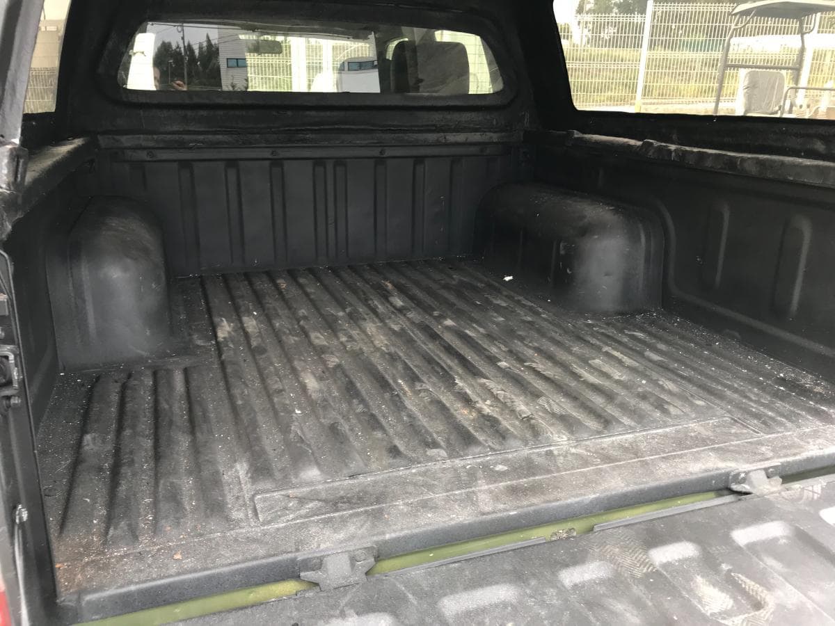 Nissan Pick Up 2.5 TD 4X4 · Ano 2001 — image 9