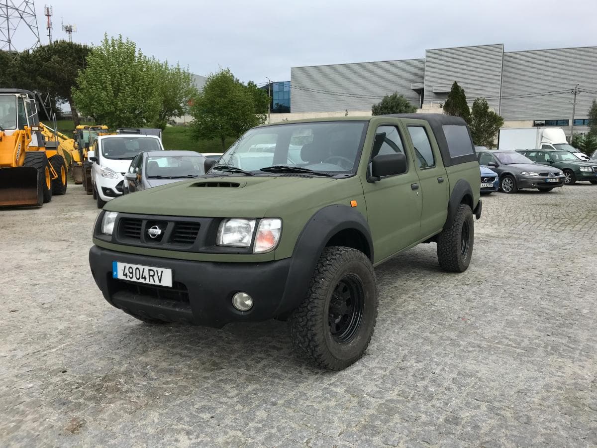 Nissan Pick Up 2.5 TD 4X4 · Ano 2001 — image 3